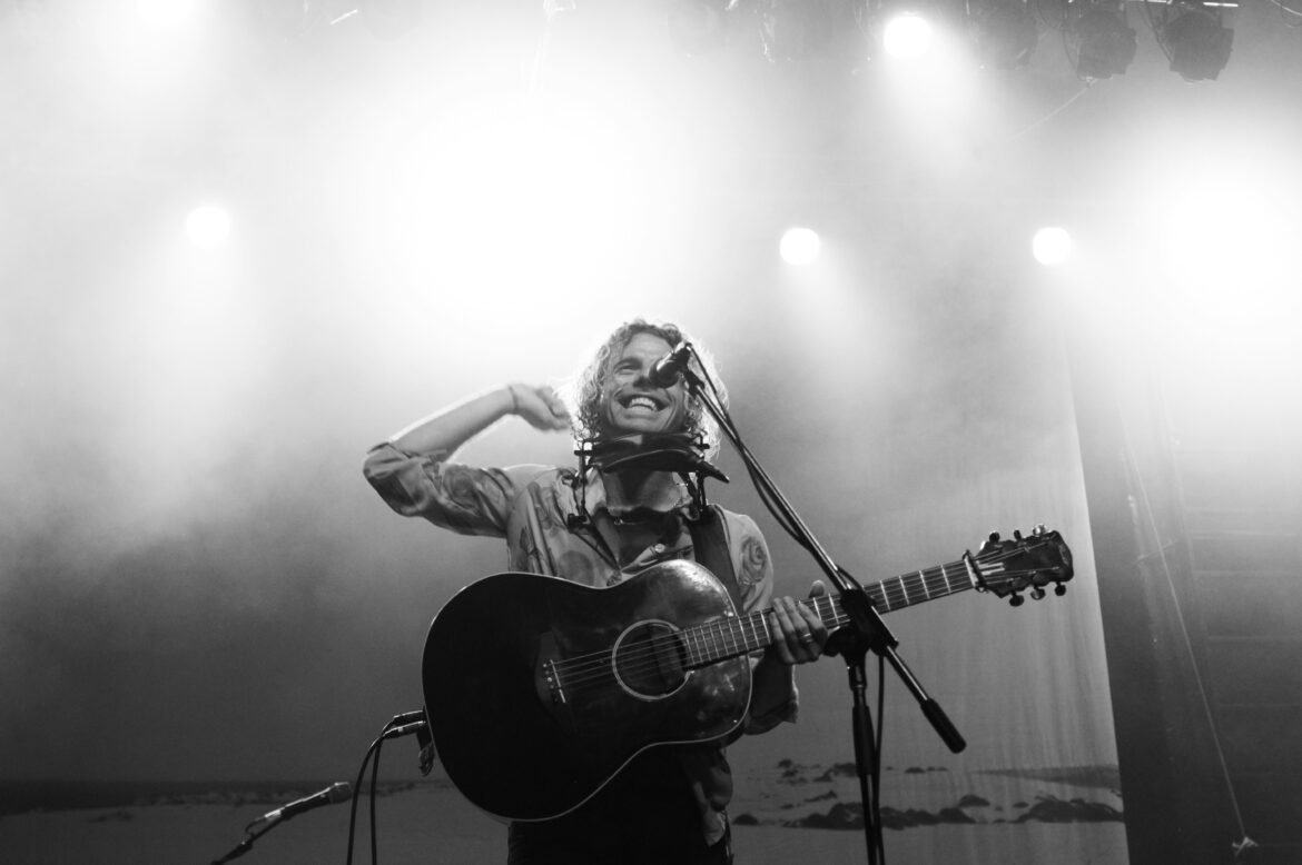 Best Singer Songwriter Italy: Exploring the Rise of Modern Italian Music Artists